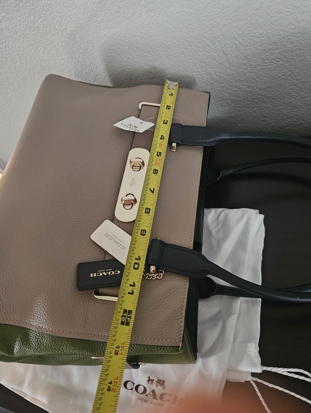 Coach Swagger Carryall In Colorblock - Picture 7 of 10